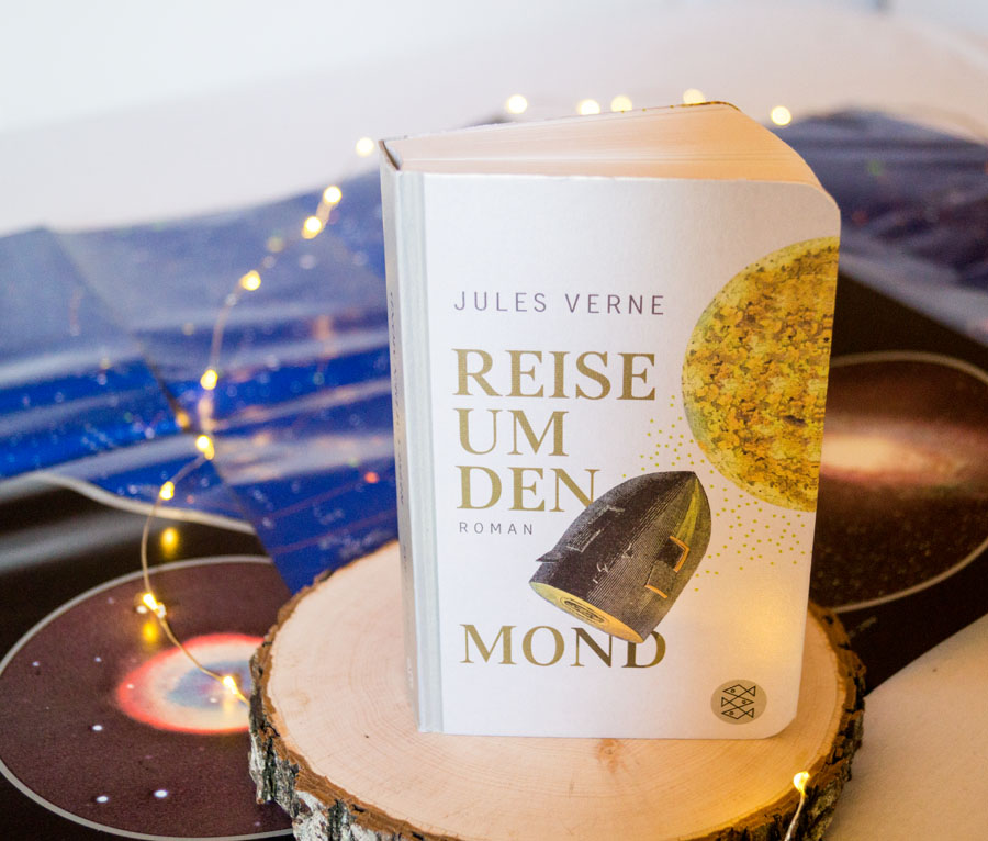Mit Jules Vernes Buch "Reise um den Mond" flilegt ihr einmal um den Erdtrabanten Buch von Jules Verne - Reise um den Mond
