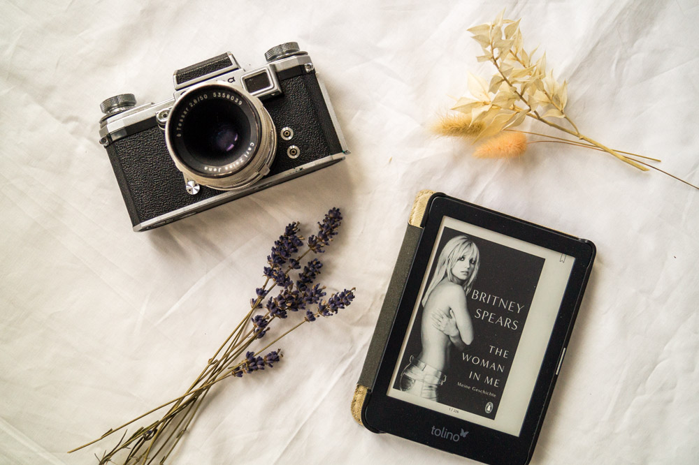 Britney Spears - The Woman in Me